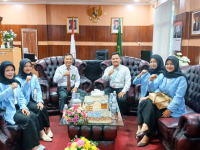 PENGANTARAN MAHASISWI MAGANG DI KANTOR PENGADILAN TINGGI AGAMA PALEMBANG