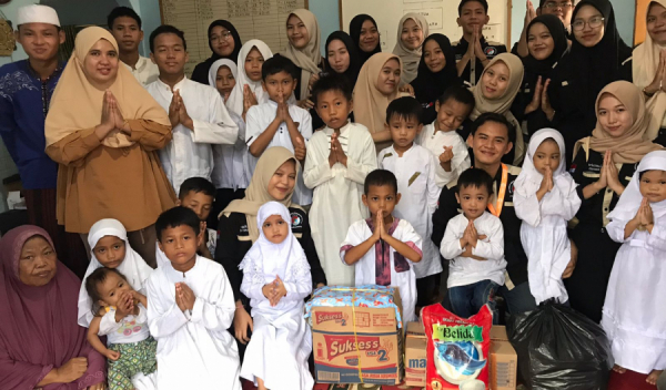 Himpunan Mahasiswa Program Studi Pengembangan Masyarakat Islam Adakan Kegiatan Santunan Di Panti Asuhan Titipan Illahi SKIP
