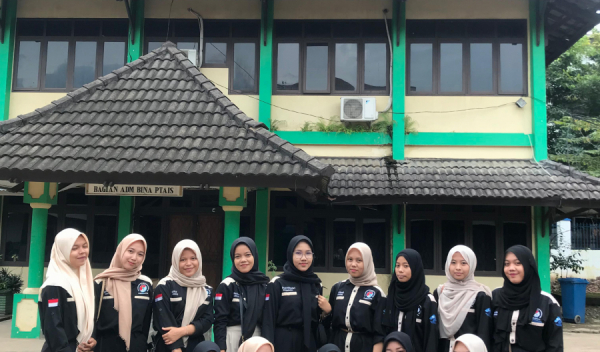 Himpunan Mahasiswa Program Studi Pengembangan Masyarakat Islam Adakan Bagi Takjil Pada Bulan Ramadan